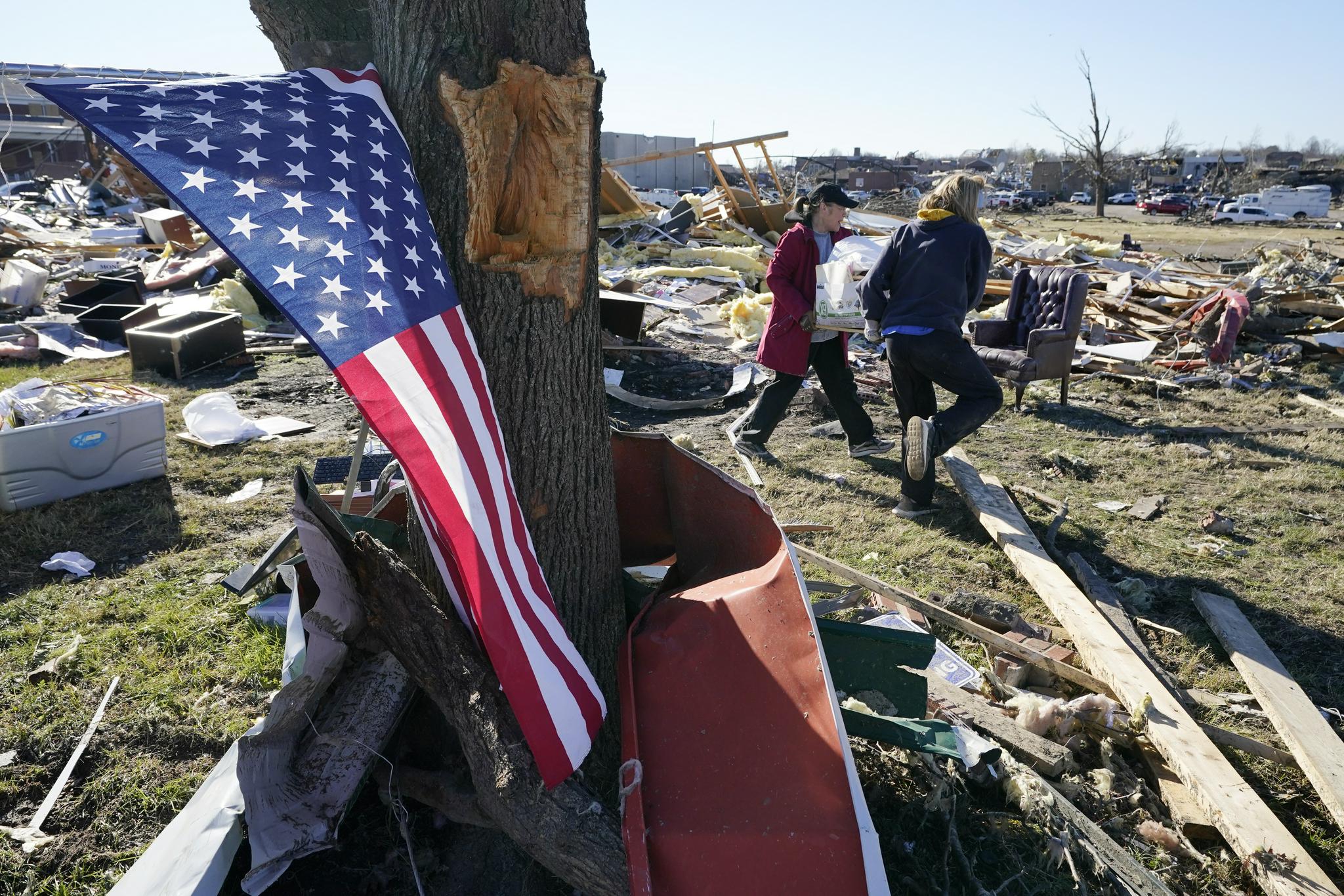 美州长：肯塔基州龙卷风侵袭致死人数“将过百” - 2021年12月13日, 俄罗斯卫星通讯社