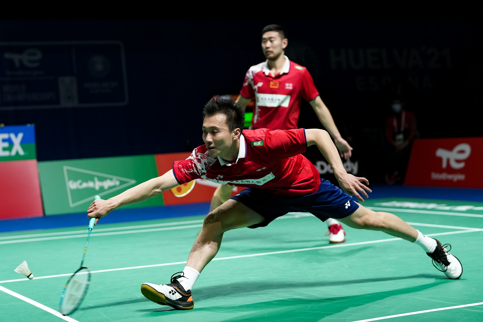 羽毛球世锦赛刘成黄凯祥晋级第二轮