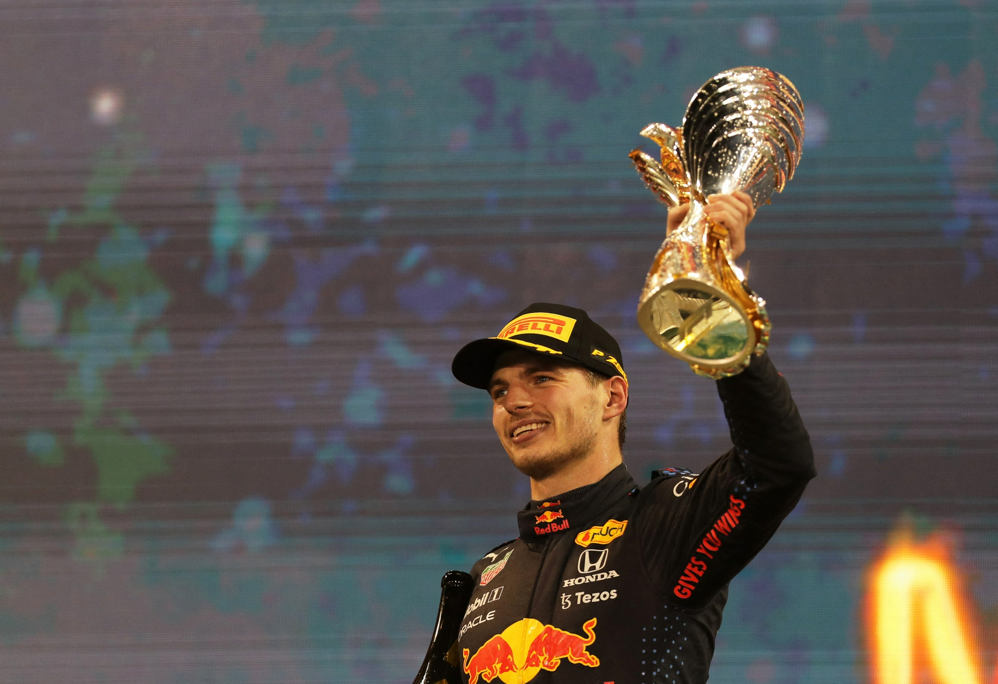 赛车维斯塔潘夺得f1年度总冠军