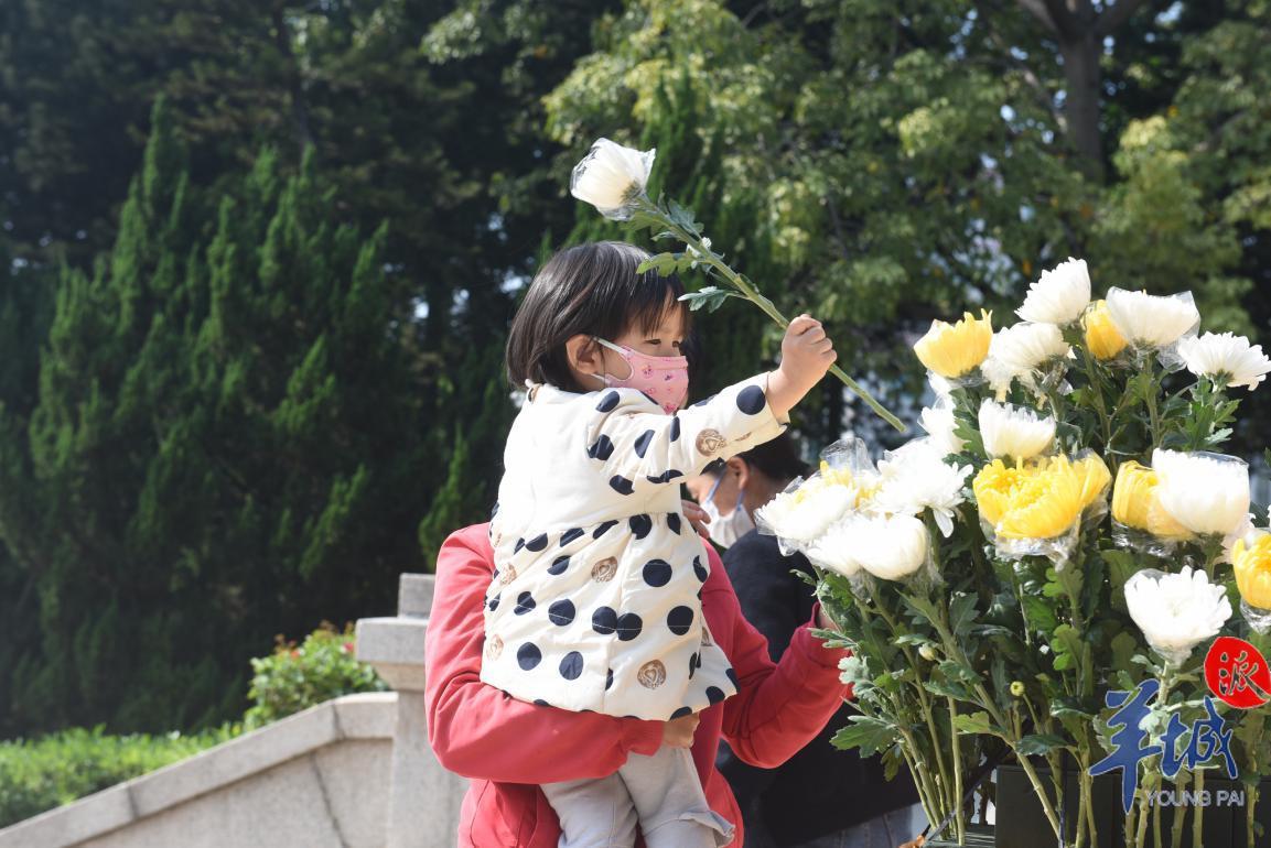 铭记历史，吾辈自强！十九路军陵园举行国家公祭日活动休闲区蓝鸢梦想 - Www.slyday.coM