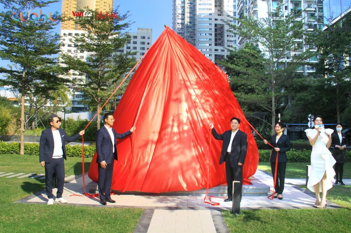 更新引领文化塑造美丽罗湖雕塑向上在罗湖区揭幕