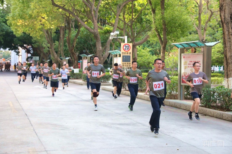 泉州军分区组织年终军事训练比武考核