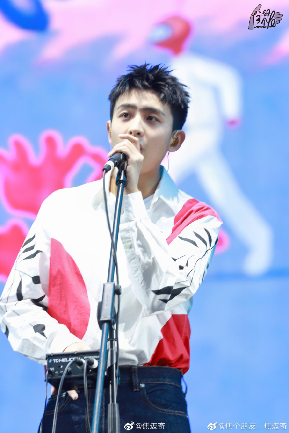 17年快男选手尹毓恪发长文控诉焦迈奇打了自己