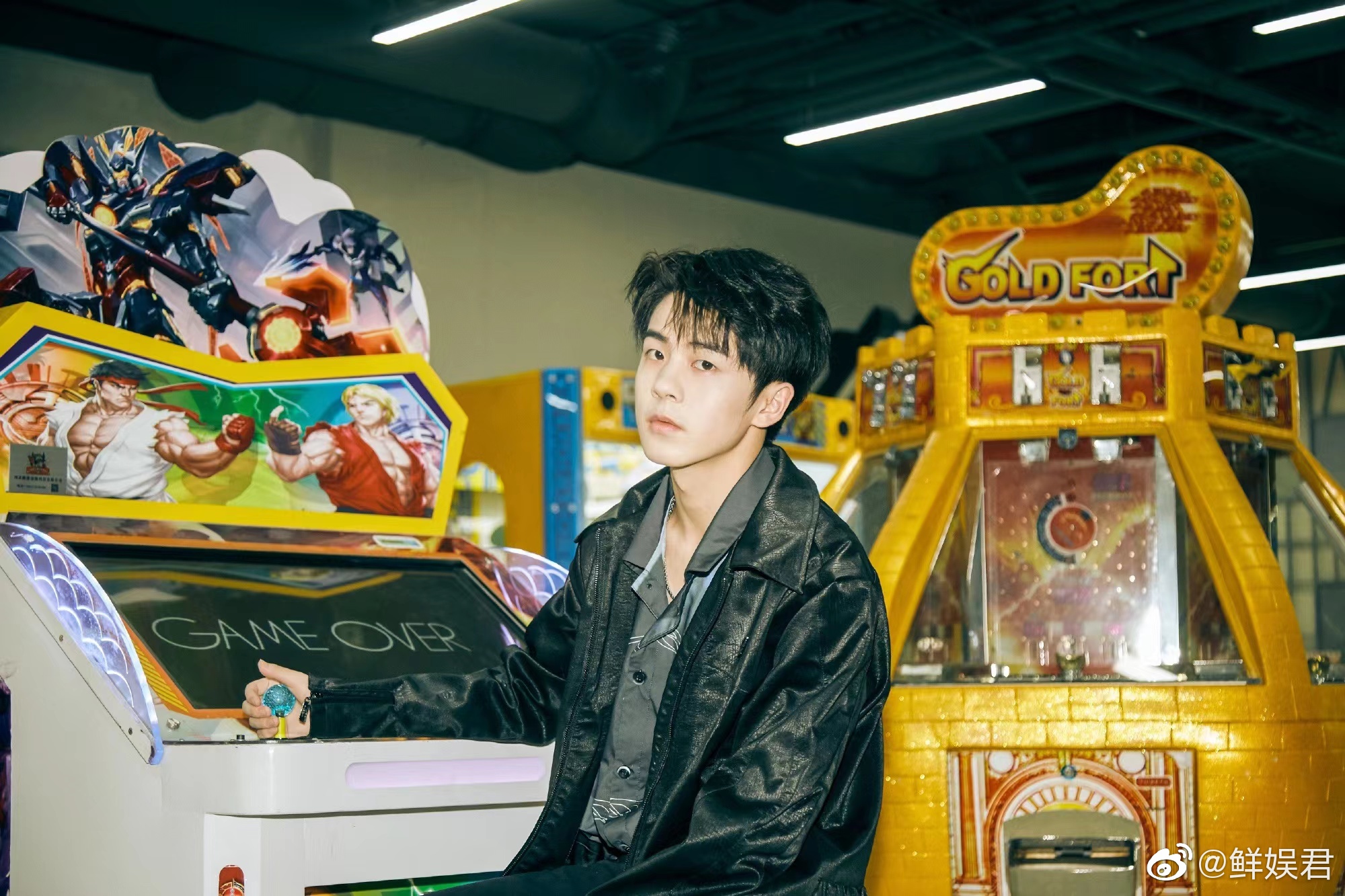 来了来了,@sky-郑人予 新歌终于来了……|新歌_新浪新闻