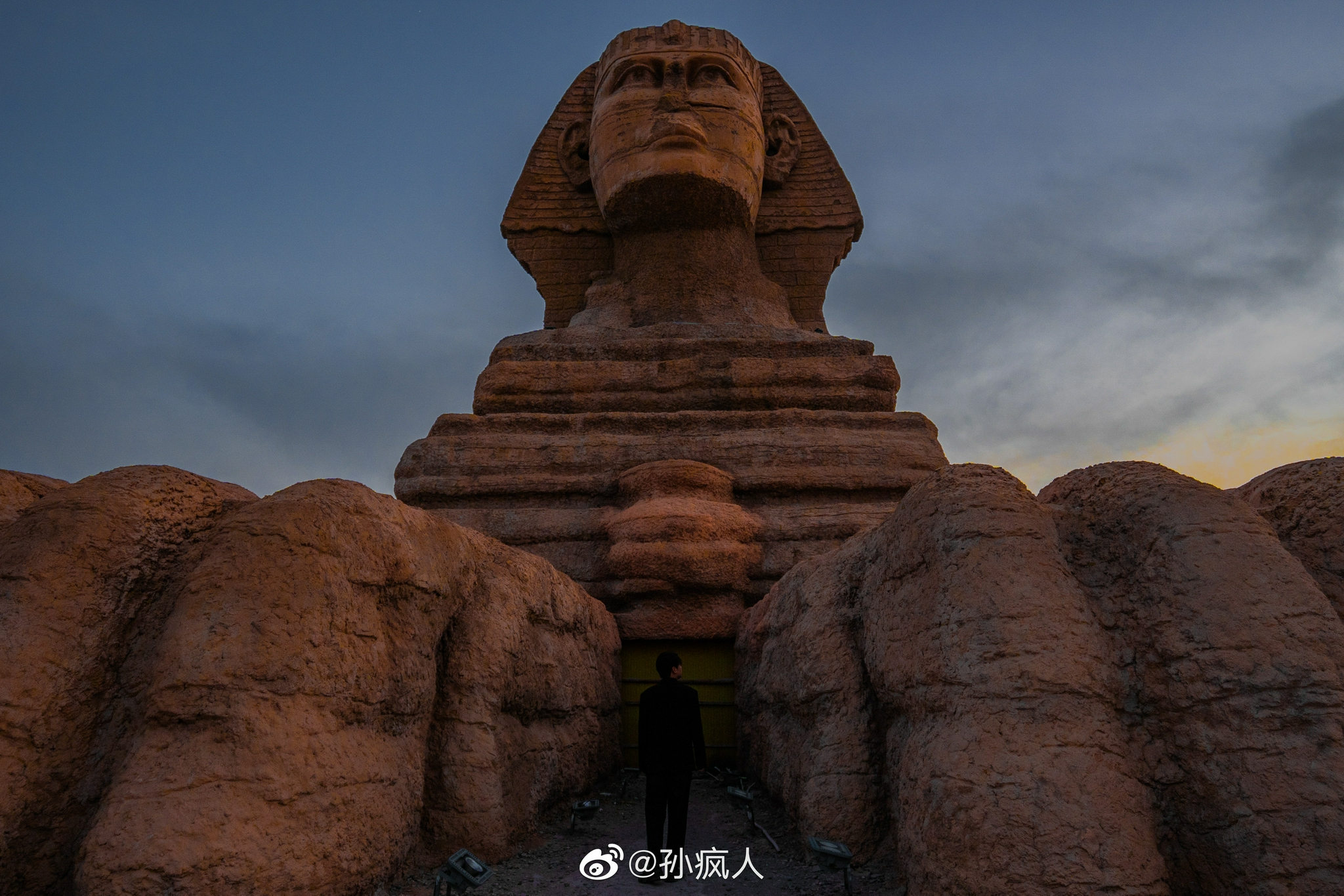 长城西部影视城在中国寻找全世界