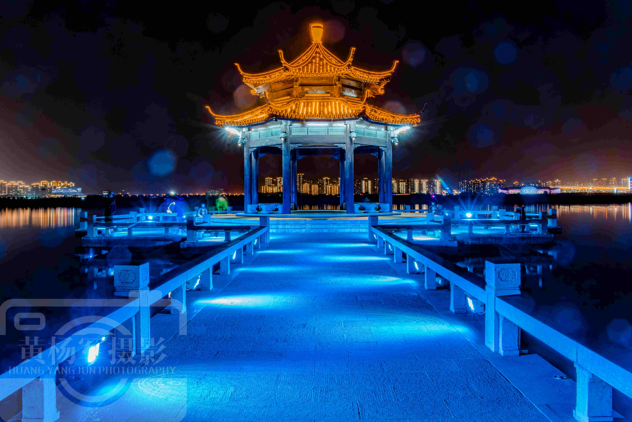 中国名副其实的水乡泽国大小河流20000余条经济强城市美