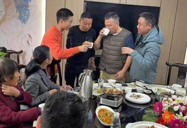 孙卓现有户口涉嫌非法户籍，能否在深圳顺利上学？教育局回应了休闲区蓝鸢梦想 - Www.slyday.coM