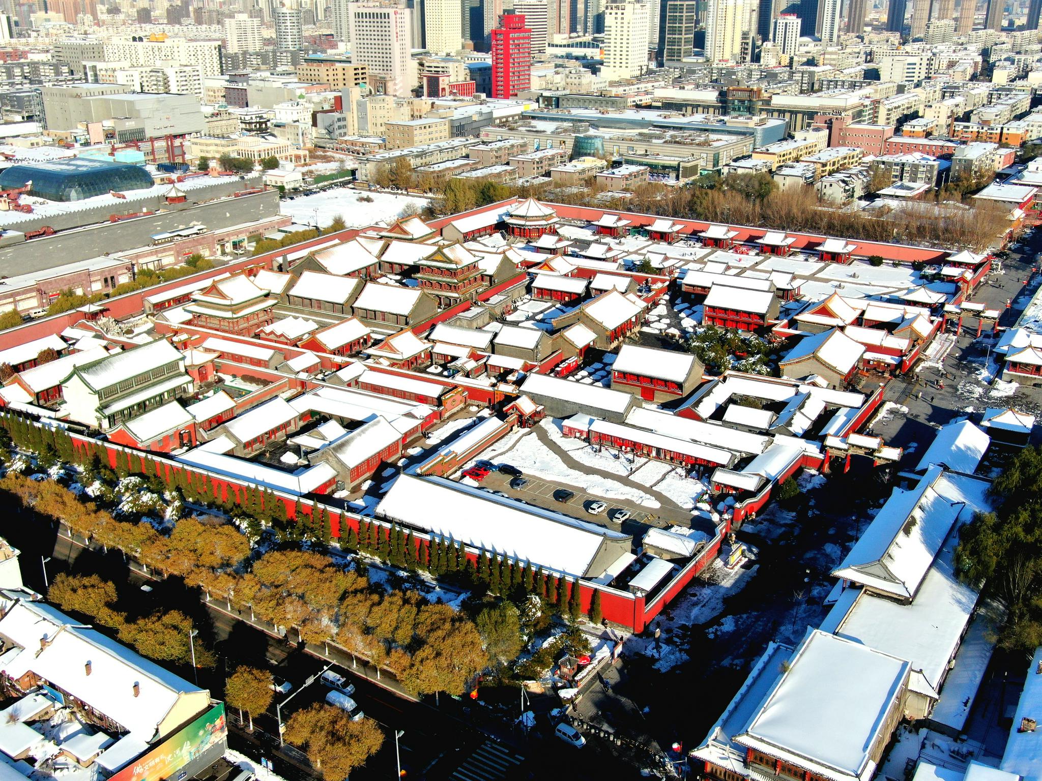 辽宁联合融媒体中心航拍辽宁航拍雪后的沈阳故宫