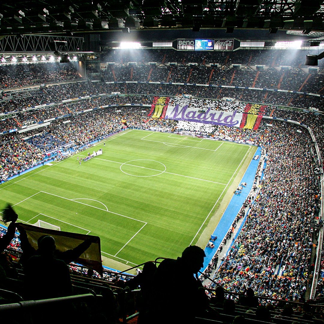 圣地亚哥伯纳乌球场74岁生日快乐