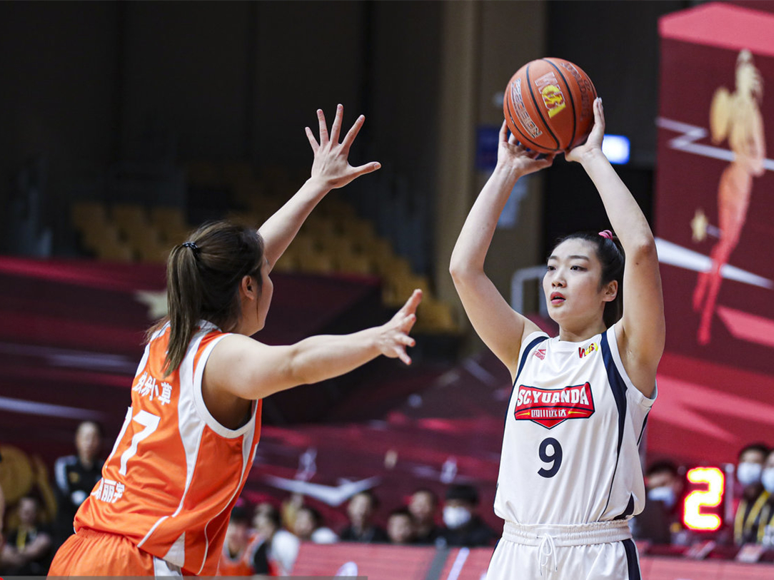 wcba综合四川赢得榜首大战上海险胜武汉