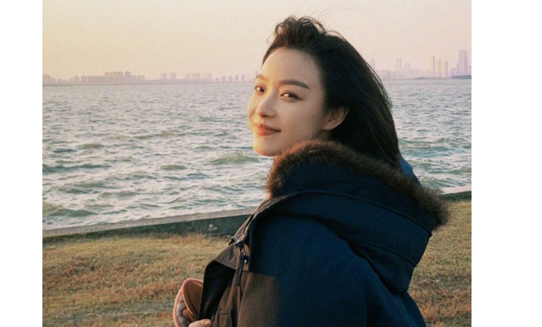 5位走红后颜值逆袭的女星：周冬雨摆脱土气,倪妮越来越有气场休闲区蓝鸢梦想 - Www.slyday.coM