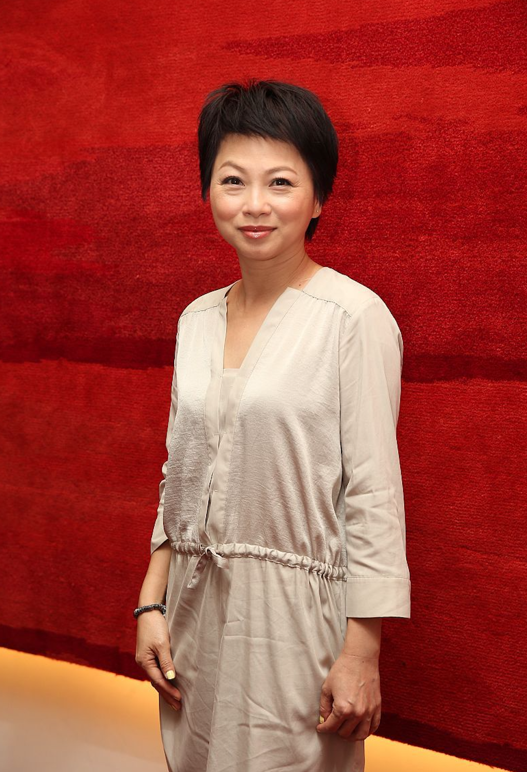 回头来说,刘玉翠真的在55岁的时候选择退休也不是坏事,劳碌了一辈子