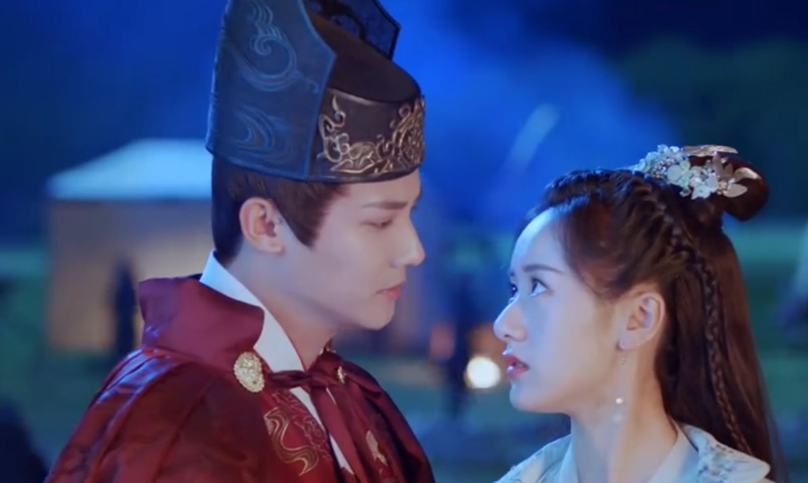 祝卿好mv首发袁冰妍郑业成状态超甜但网友吐槽吻得太水