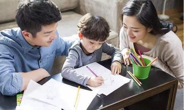 博士虎爸逼5岁女儿学高数，妈妈急得向法院求援，网友：心疼孩子休闲区蓝鸢梦想 - Www.slyday.coM