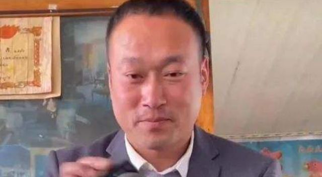 张同学拒绝五百万一年的运营权，称自己要像丁真一样休闲区蓝鸢梦想 - Www.slyday.coM