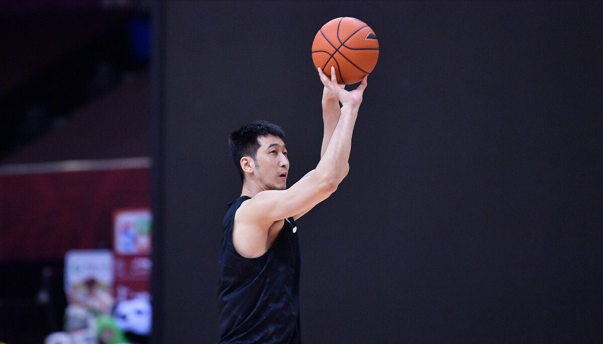 杨鸣果然藏后手莫兰德后再添两大强援杜锋4连冠或泡汤
