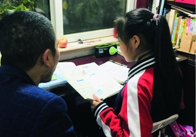 博士虎爸逼5岁女儿学高数，妈妈急得向法院求援，网友：心疼孩子休闲区蓝鸢梦想 - Www.slyday.coM