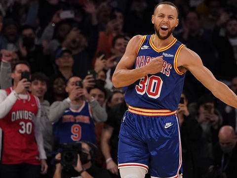 成为历史三分榜第一人,雷阿伦与米勒都到场为库[详细]2021-12-15 10