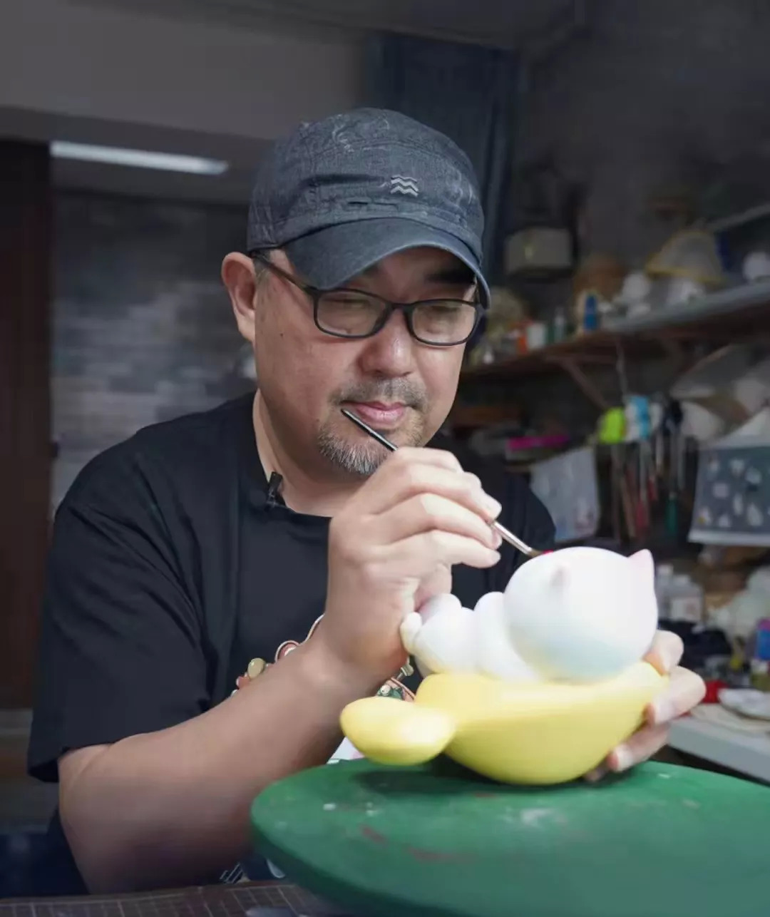 郭斌:确实发生变化了,因为原来所谓设计师玩具或者艺术家玩具变成很