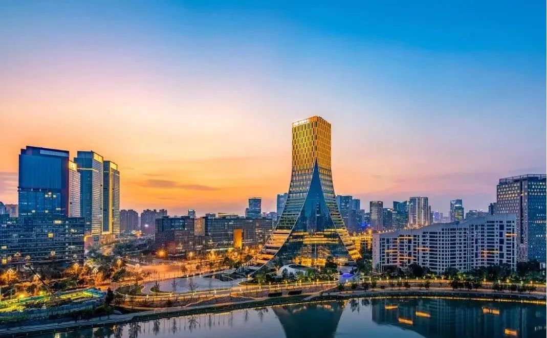 建圈强链十四五开局之年成都高新区10家企业上市