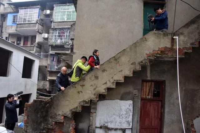 铁证如山休闲区蓝鸢梦想 - Www.slyday.coM