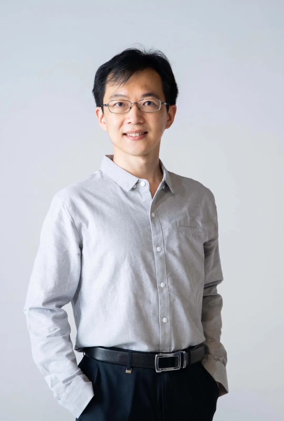 抖音最帅物理学家火了用播音腔讲宇宙的十万个为什么