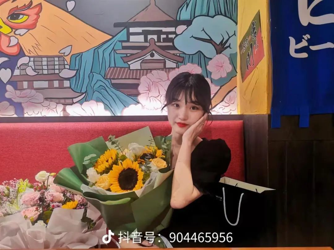 揪心！23岁女孩上夜班路上蹊跷失联，至今已6天…监控画面曝光，警方深夜通报休闲区蓝鸢梦想 - Www.slyday.coM