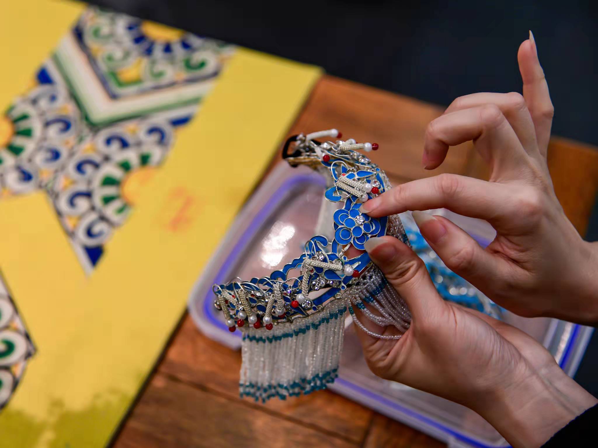 昆韵手指操融入生活美学 职业昆曲推广人赵津羽 不做网红不靠抖音 全年免费讲课百余场 昆曲 我的昆曲 新浪新闻 昆韵手指操融入生活美学 职业昆曲推广人赵津羽 不做网红不靠抖音 全年免费讲课百余场 昆曲 我的昆曲 新浪新闻