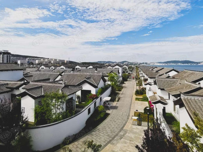6969中铁春风十里项目位于大连旅顺口老虎尾(5a)景区,环境优美