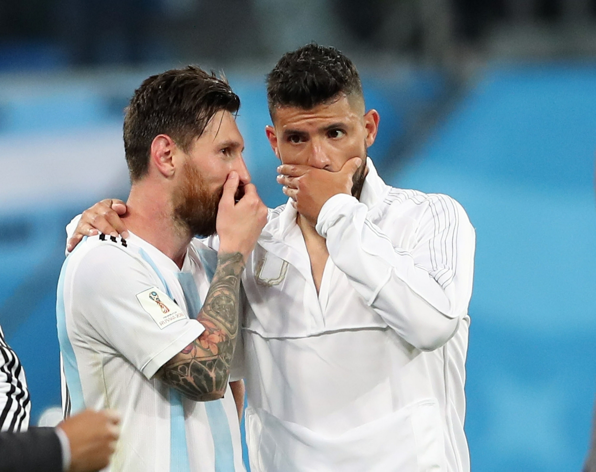 阿圭罗和挚友梅西.