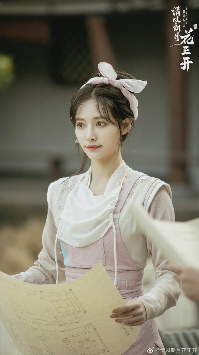 许佳琪清风朗月花正开新剧照一袭白衣仙气飘飘