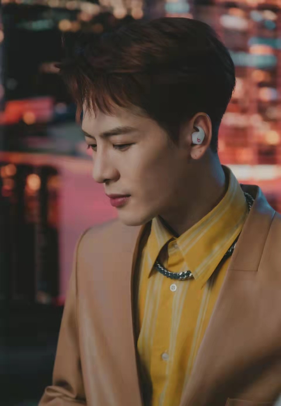 王嘉尔vivo s12代言官宣,实力诠释"全面出色"|王嘉尔|综艺|质感_新浪