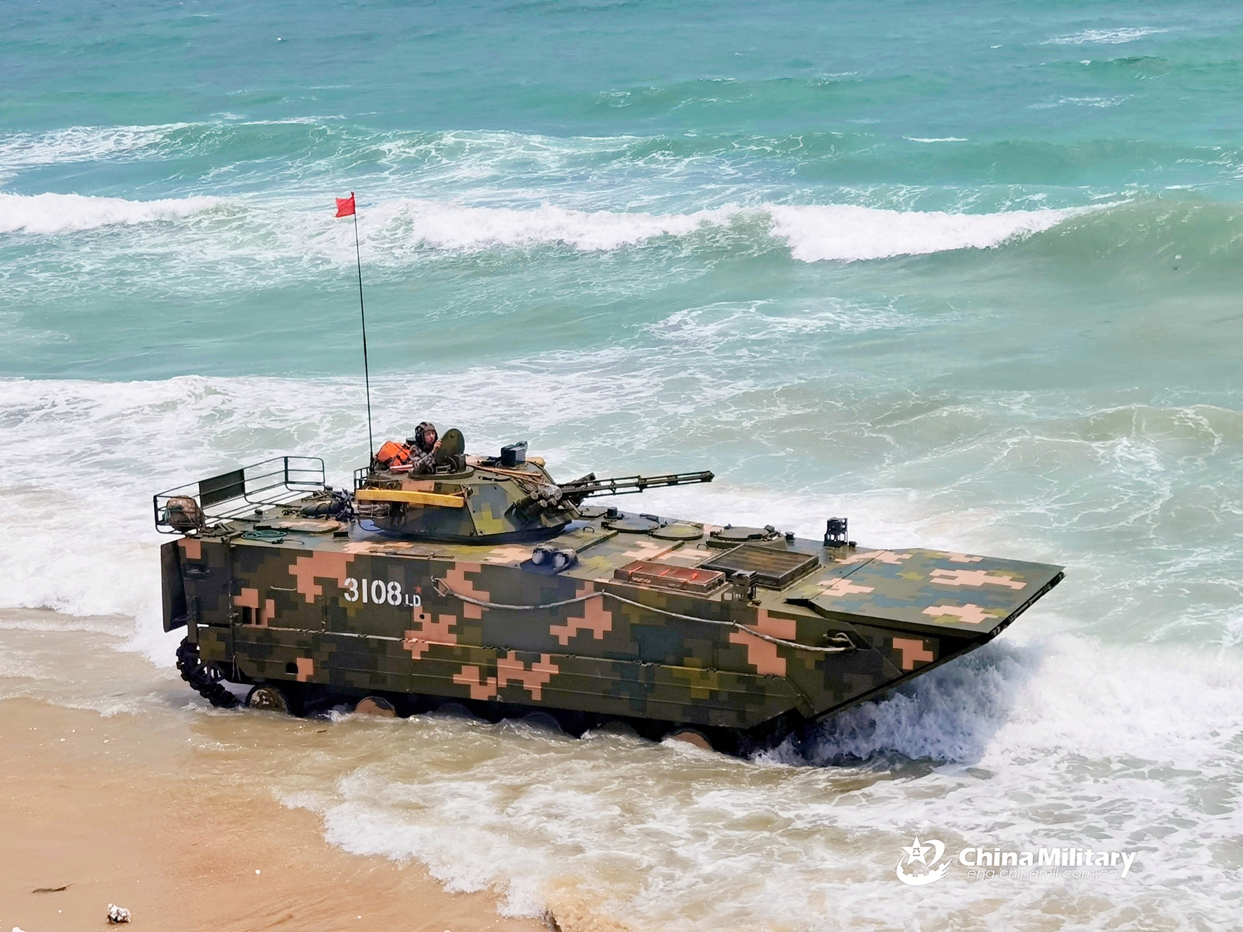 饿死师傅美终止的两栖战车项目被我05式两栖战车部分实现