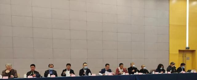 把“好莱坞神颜”阿汤哥给秒成了保镖的妮可基德曼到底有多美?休闲区蓝鸢梦想 - Www.slyday.coM 把“好莱坞神颜”阿汤哥给秒成了保镖的妮可基德曼到底有多美?休闲区蓝鸢梦想 - Www.slyday.coM