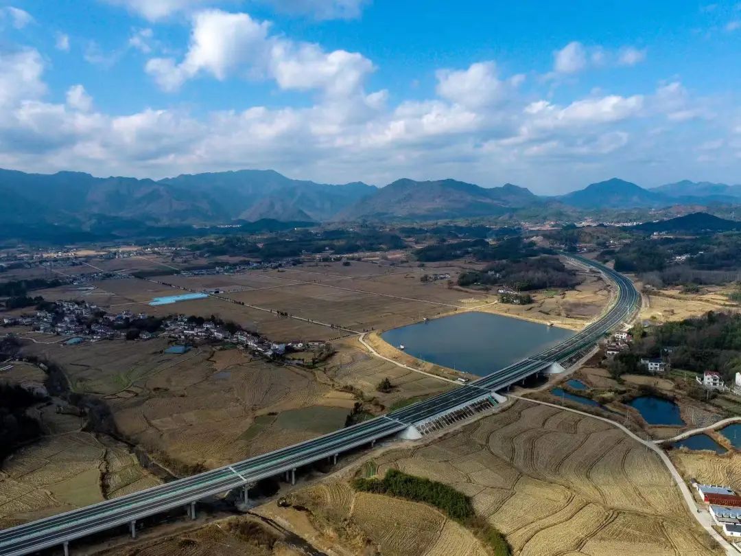 芜黄高速全线开通,两地通行时间缩短至2小时内|高速|高速公路|芜湖市