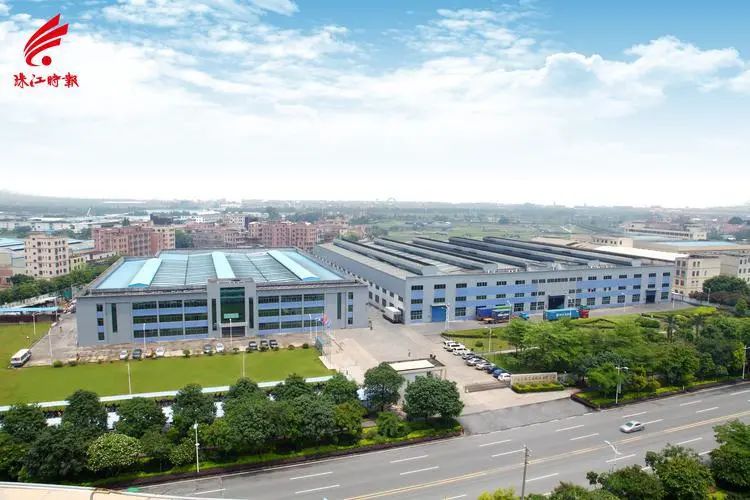 其中,佛山市水晶岛休闲设备有限公司的"水疗池(游艇造型)"1项专利获得