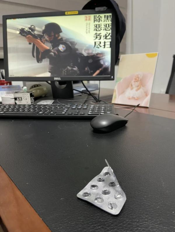 温州30岁民警工作期间突发疾病因公牺牲，生前连续值班加班休闲区蓝鸢梦想 - Www.slyday.coM