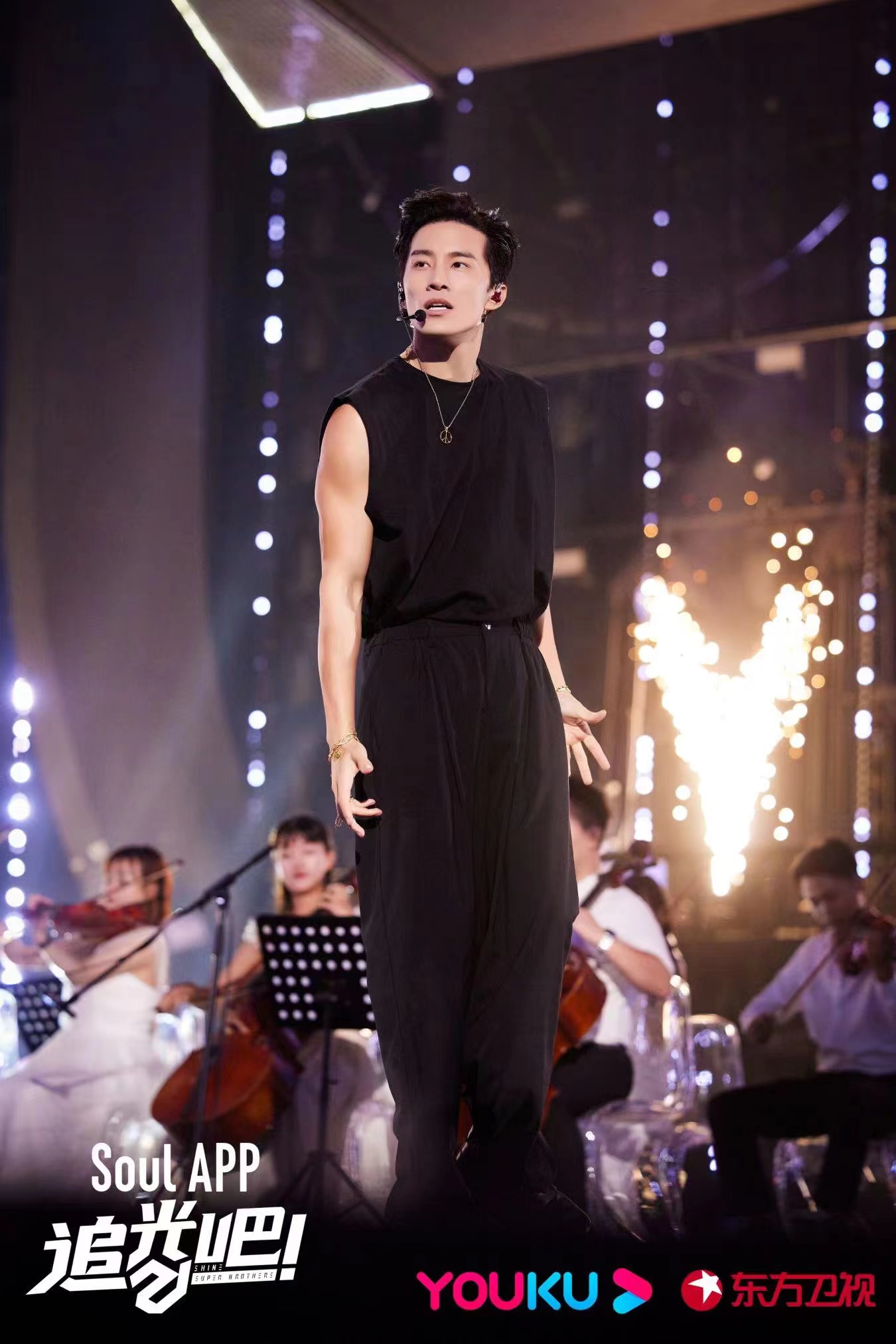 《追光吧》徐志贤不忘初心回归舞台，成最亮眼黑马休闲区蓝鸢梦想 - Www.slyday.coM