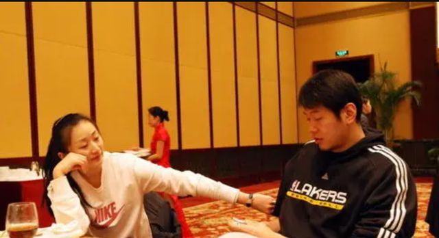 莫科:爱妻去世一夜白头,再婚娶亚洲蝶后,两人一同照顾前妻父母休闲区蓝鸢梦想 - Www.slyday.coM 莫科:爱妻去世一夜白头,再婚娶亚洲蝶后,两人一同照顾前妻父母休闲区蓝鸢梦想 - Www.slyday.coM