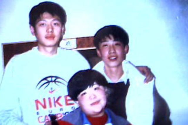 莫科:爱妻去世一夜白头,再婚娶亚洲蝶后,两人一同照顾前妻父母休闲区蓝鸢梦想 - Www.slyday.coM 莫科:爱妻去世一夜白头,再婚娶亚洲蝶后,两人一同照顾前妻父母休闲区蓝鸢梦想 - Www.slyday.coM