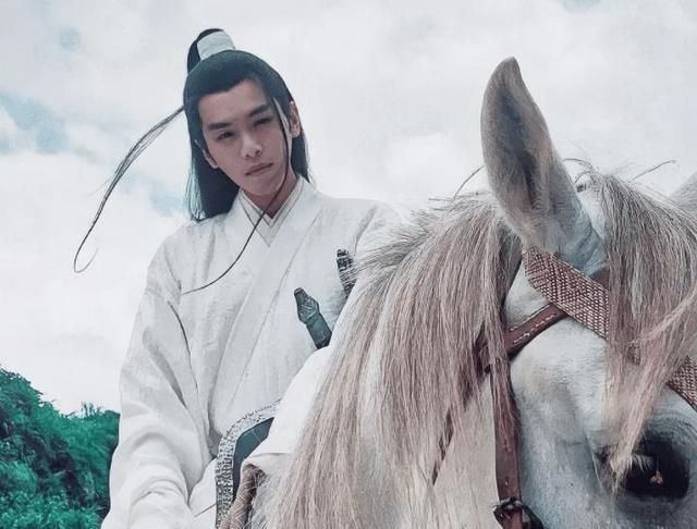 《雪中悍刀行》收视率断崖式下跌,网友细数4宗罪,编剧是硬伤休闲区蓝鸢梦想 - Www.slyday.coM 《雪中悍刀行》收视率断崖式下跌,网友细数4宗罪,编剧是硬伤休闲区蓝鸢梦想 - Www.slyday.coM