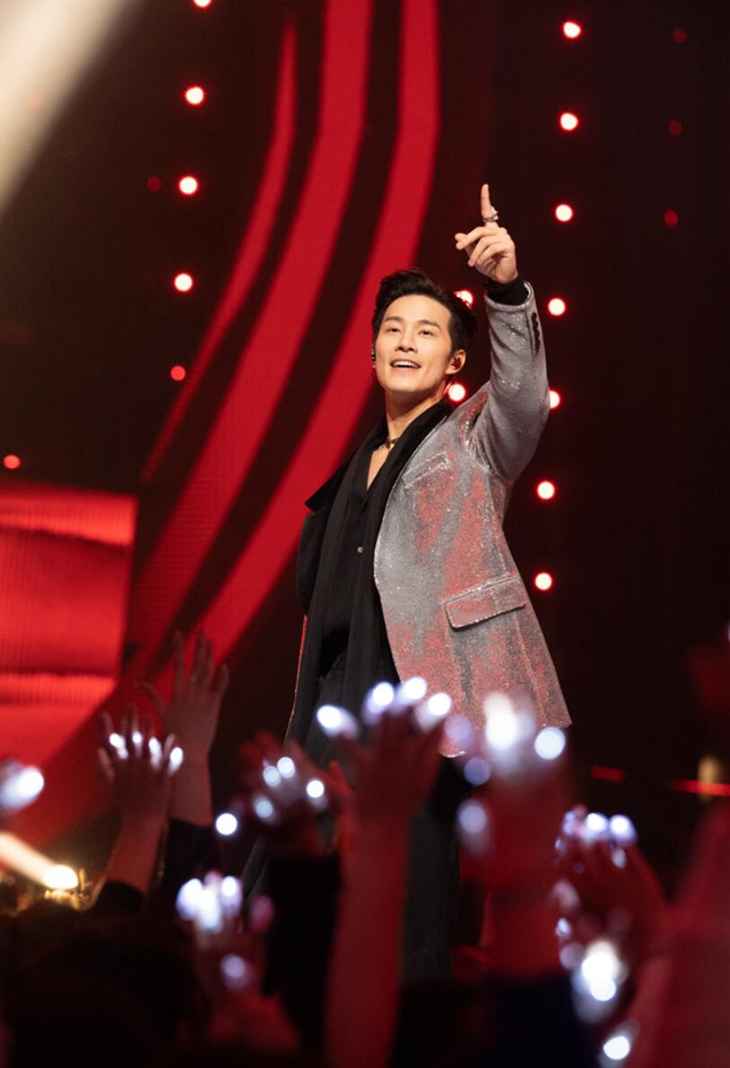 《追光吧》徐志贤不忘初心回归舞台，成最亮眼黑马休闲区蓝鸢梦想 - Www.slyday.coM