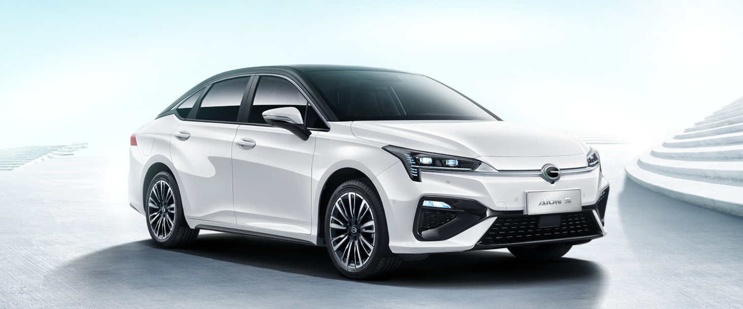 搭载磷酸铁锂电池广汽埃安aions炫530上市售1398万