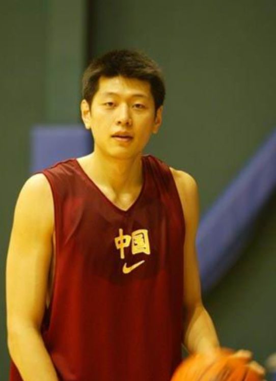 莫科:爱妻去世一夜白头,再婚娶亚洲蝶后,两人一同照顾前妻父母休闲区蓝鸢梦想 - Www.slyday.coM 莫科:爱妻去世一夜白头,再婚娶亚洲蝶后,两人一同照顾前妻父母休闲区蓝鸢梦想 - Www.slyday.coM