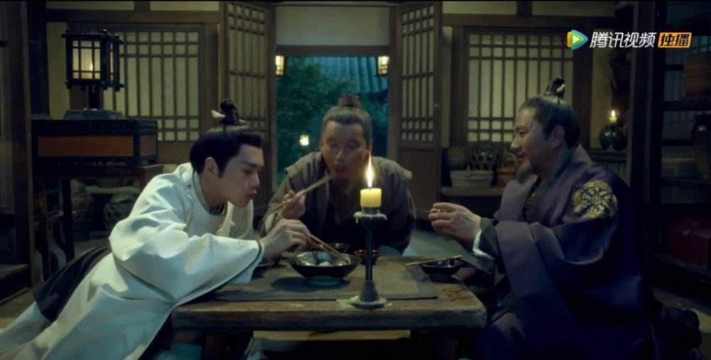 《雪中悍刀行》老黄明明武功高强，为何每次遇事就“怂”？休闲区蓝鸢梦想 - Www.slyday.coM