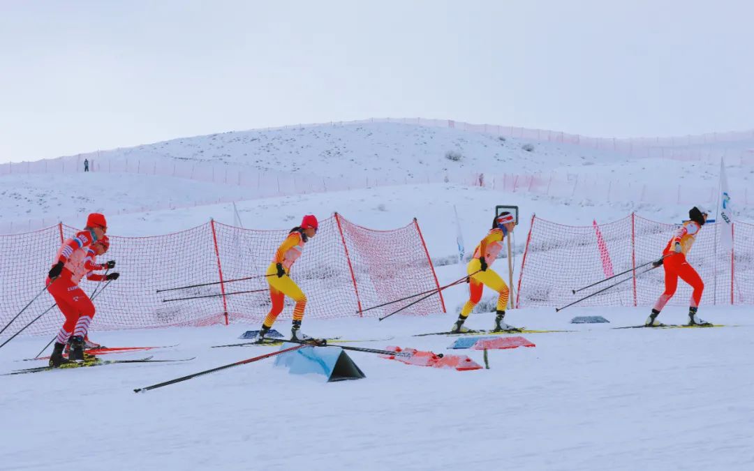 博州冰雪旅游嘉年华明天开幕，够你玩一个冬天！休闲区蓝鸢梦想 - Www.slyday.coM