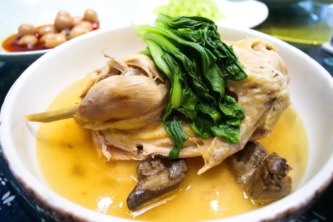 20世纪70年代,为了保护鹿苑鸡的良种,张家港人花了许多精力进行了提纯