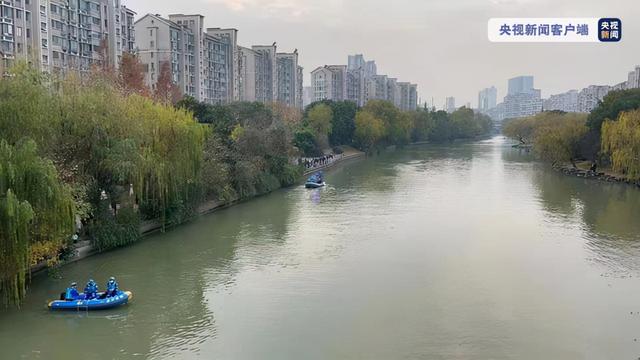 23岁女孩失联多日 警方回应3点质疑 她为何对路人称遗失物品？休闲区蓝鸢梦想 - Www.slyday.coM