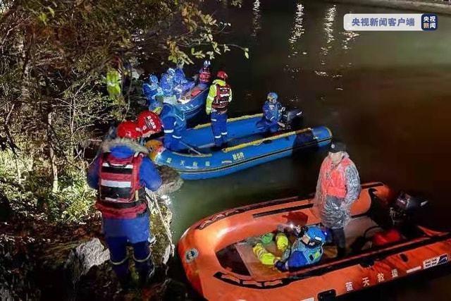 23岁女孩失联多日 警方回应3点质疑 她为何对路人称遗失物品？休闲区蓝鸢梦想 - Www.slyday.coM