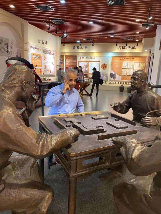 阿曼驻华大使纳赛尔：整个中国都在以“子弹头”列车的速度疾驰在高质量发展的道路上休闲区蓝鸢梦想 - Www.slyday.coM